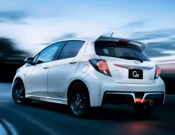 Toyota Vitz RS G's '2014–17