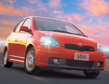 Toyota Vitz RS "V Package" '12.2002–07.2003