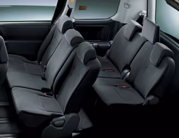 Interior Toyota Voxy '04.2010–01.2014