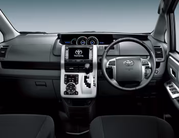 Panel frontal Toyota Voxy '04.2010–01.2014