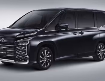 Toyota Voxy [Indonesia] '2022–pr.