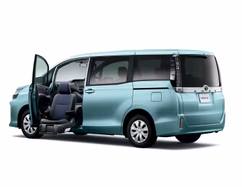 Toyota Voxy Welcab '01.2014–06.2017