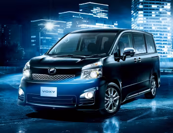 Toyota Voxy ZS "Kirameki Z" '05.2013–01.2014