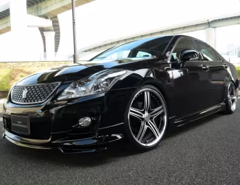 WALD Toyota Crown Athlete (S200) '2008–10