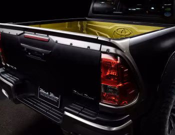 WALD Toyota Hilux Sports Line Black Bison Edition '2019–21