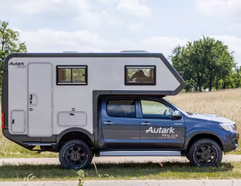 Woelcke Autark Hilux '2015–pr.