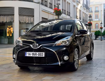 Toyota Yaris 5-door [Worldwide] '2014–17