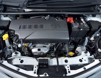 Bajo el capó Toyota Yaris Trend 5-door [UK-spec] (XP130) '2012–14