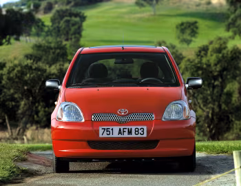 Toyota Yaris 3-door [Worldwide] (XP10) '1999–2003