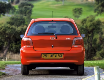 Toyota Yaris 3-door [Worldwide] (XP10) '1999–2003