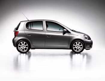 Toyota Yaris 5-door '2003–05