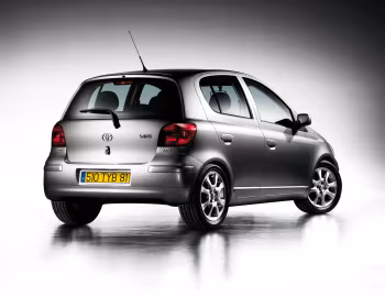 Toyota Yaris 5-door '2003–05