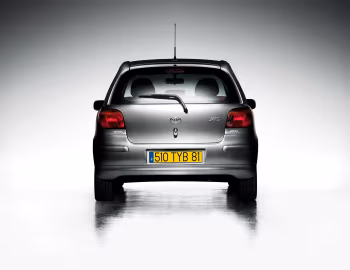 Toyota Yaris 5-door '2003–05
