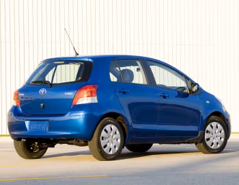 2010–11 Toyota Yaris 5-door [North America] (XP90) '2009–11