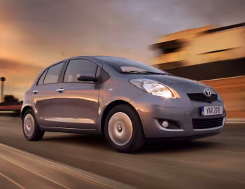 Toyota Yaris 5-door [Worldwide] (XP90) '2009–11