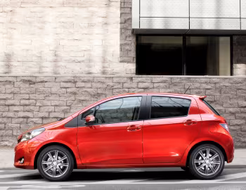 Toyota Yaris 5-door [Worldwide] (XP130) '2011–14