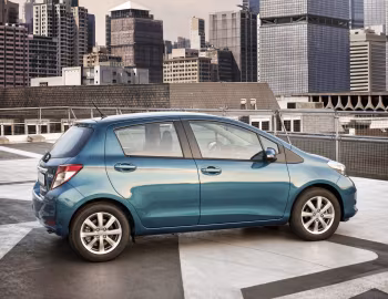 Toyota Yaris 5-door [Worldwide] (XP130) '2011–14