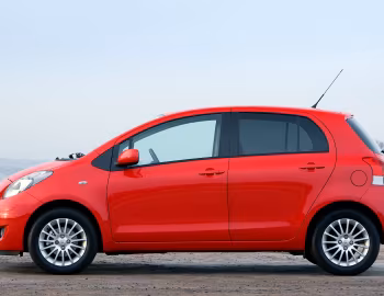 Toyota Yaris SR 5-door [UK-spec] (XP90) '2009