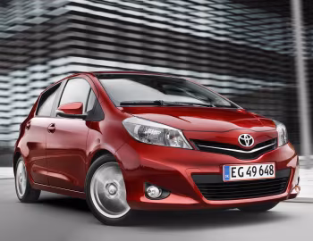 Toyota Yaris 5-door [Worldwide] (XP130) '2011–14