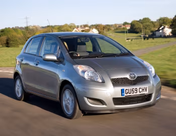 Toyota Yaris 5-door [UK-spec] '2009–11