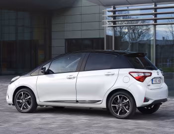 Toyota Yaris Bi-Tone [Worldwide] '2017–20