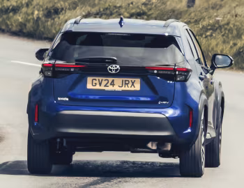 Toyota Yaris Cross HEV [UK-spec] '2024–pr.
