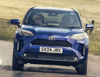 Toyota Yaris Cross HEV [UK-spec] '2024–pr.