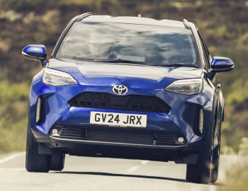 Toyota Yaris Cross HEV [UK-spec] '2024–pr.