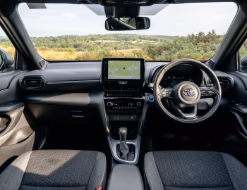 Panel frontal Toyota Yaris Cross Hybrid Design [UK-spec] '2021–pr.