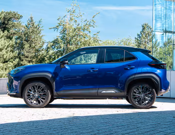 Toyota Yaris Cross Hybrid Dynamic [UK-spec] '2021–pr.