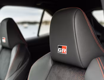 Interior Toyota Yaris Cross HEV GR Sport [EU-spec] '2023–26