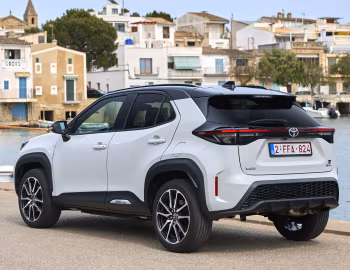Toyota Yaris Cross HEV GR Sport [EU-spec] '2023–26