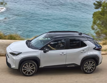 Toyota Yaris Cross HEV GR Sport [EU-spec] '2023–26