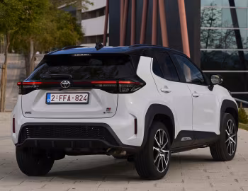 Toyota Yaris Cross HEV GR Sport [EU-spec] '2023–26