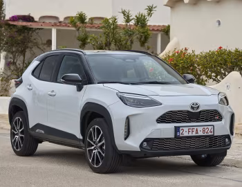 Toyota Yaris Cross HEV GR Sport [EU-spec] '2023–26