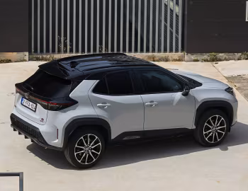 Toyota Yaris Cross HEV GR Sport [EU-spec] '2023–26