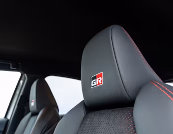Interior Toyota Yaris Cross HEV GR Sport [EU-spec] '2023–26