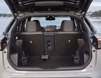 Ambos Toyota Yaris Cross HEV "Premiere Edition" [EU-spec] '2023–pr.