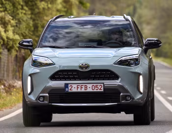 Toyota Yaris Cross HEV "Premiere Edition" [EU-spec] '2023–pr.