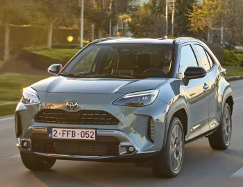 Toyota Yaris Cross HEV "Premiere Edition" [EU-spec] '2023–pr.