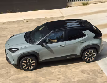 Toyota Yaris Cross HEV "Premiere Edition" [EU-spec] '2023–pr.