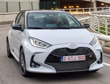Toyota Yaris GR Sport Hybrid [EU-spec] (XP210) '2023–pr.