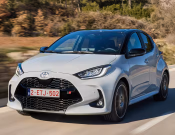 Toyota Yaris GR Sport Hybrid [EU-spec] (XP210) '2023–pr.