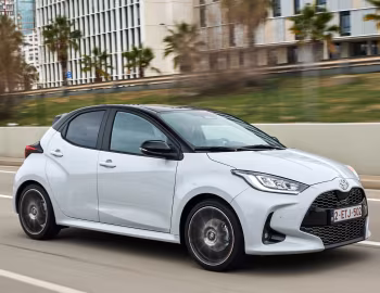 Toyota Yaris GR Sport Hybrid [EU-spec] (XP210) '2023–pr.