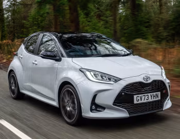 Toyota Yaris GR Sport Hybrid [UK-spec] '2024–pr.