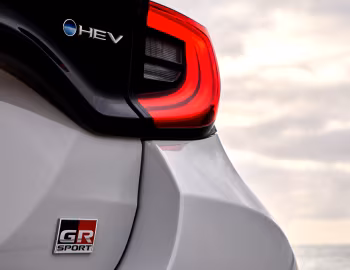 Toyota Yaris GR Sport Hybrid [EU-spec] (XP210) '2023–pr.