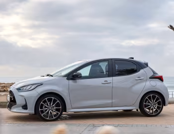 Toyota Yaris GR Sport Hybrid [EU-spec] (XP210) '2023–pr.