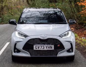 Toyota Yaris GR Sport Hybrid [UK-spec] '2024–pr.