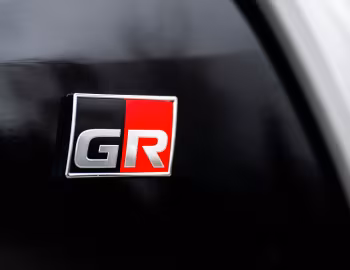 Toyota Yaris GR Sport Hybrid [UK-spec] '2024–pr.