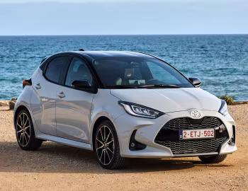 Toyota Yaris GR Sport Hybrid [EU-spec] (XP210) '2023–pr.